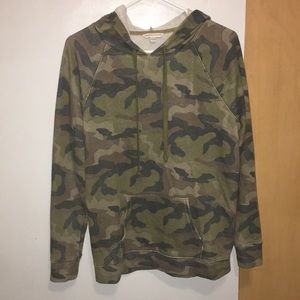 American Eagle camo hoodie